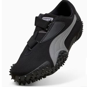 Puma Men's Black and Gray Spiked Athletic Shoes